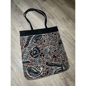 Beautiful beaded‎ and embroidered 13x14 bag
